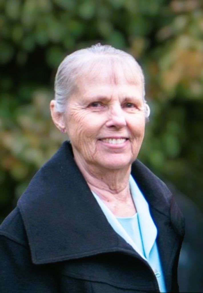 Geraldine "Geri" Fay Harteau