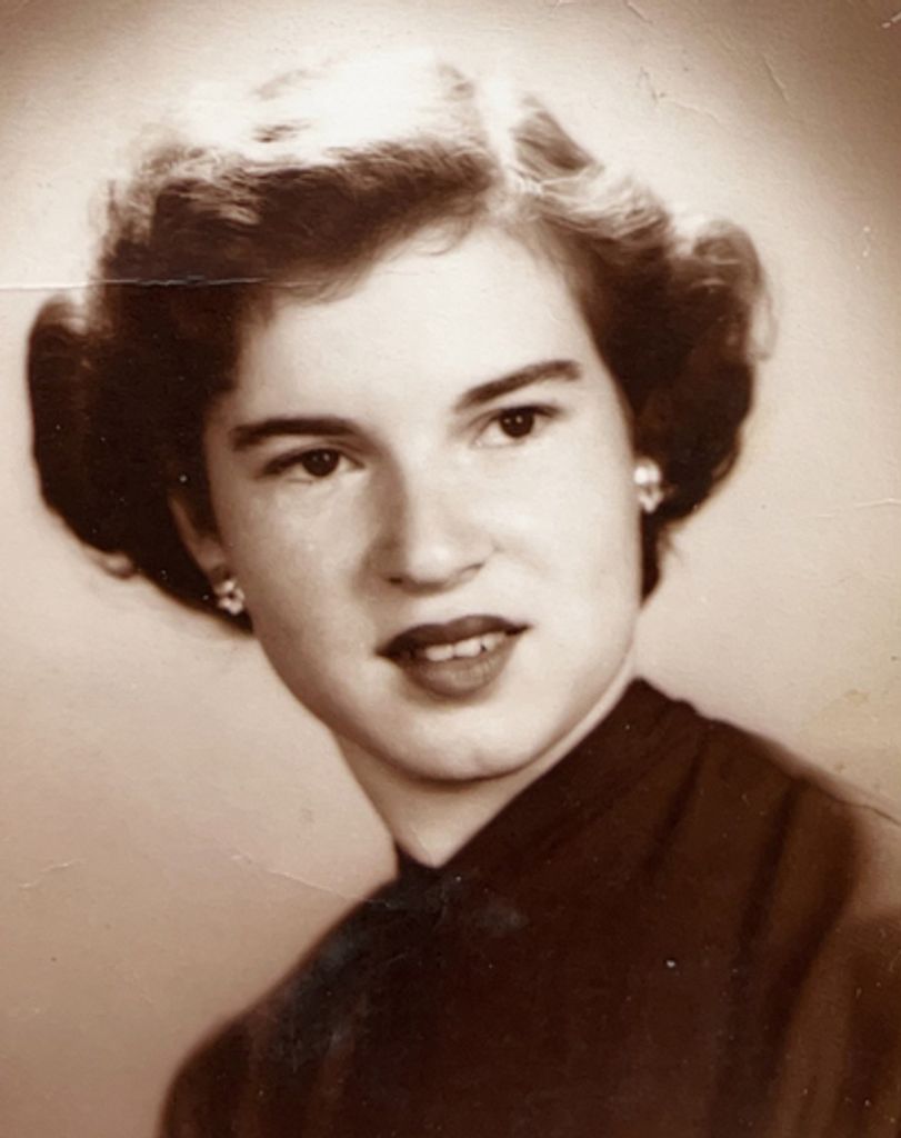 Therese Lussier Profile Photo