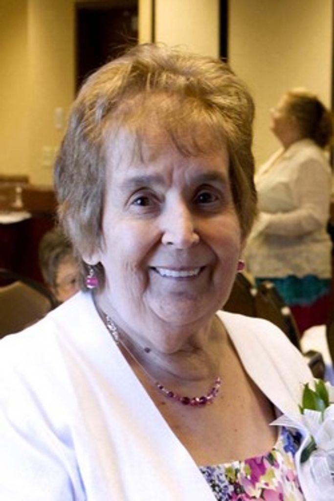 Marian Lee