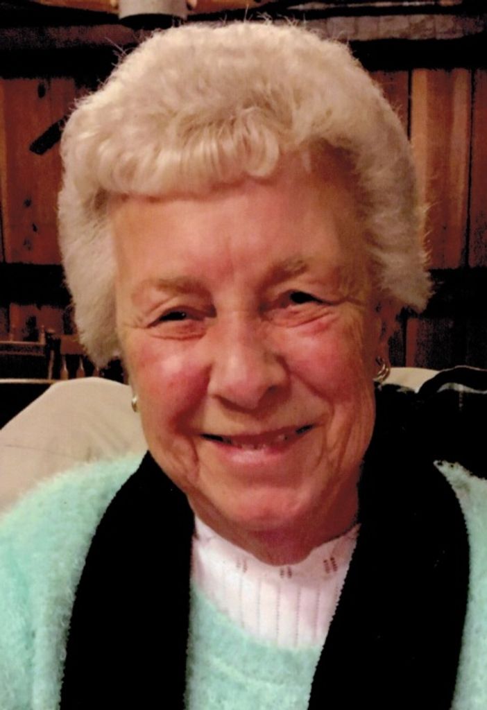 Carolyn F. (Howe)  Coger