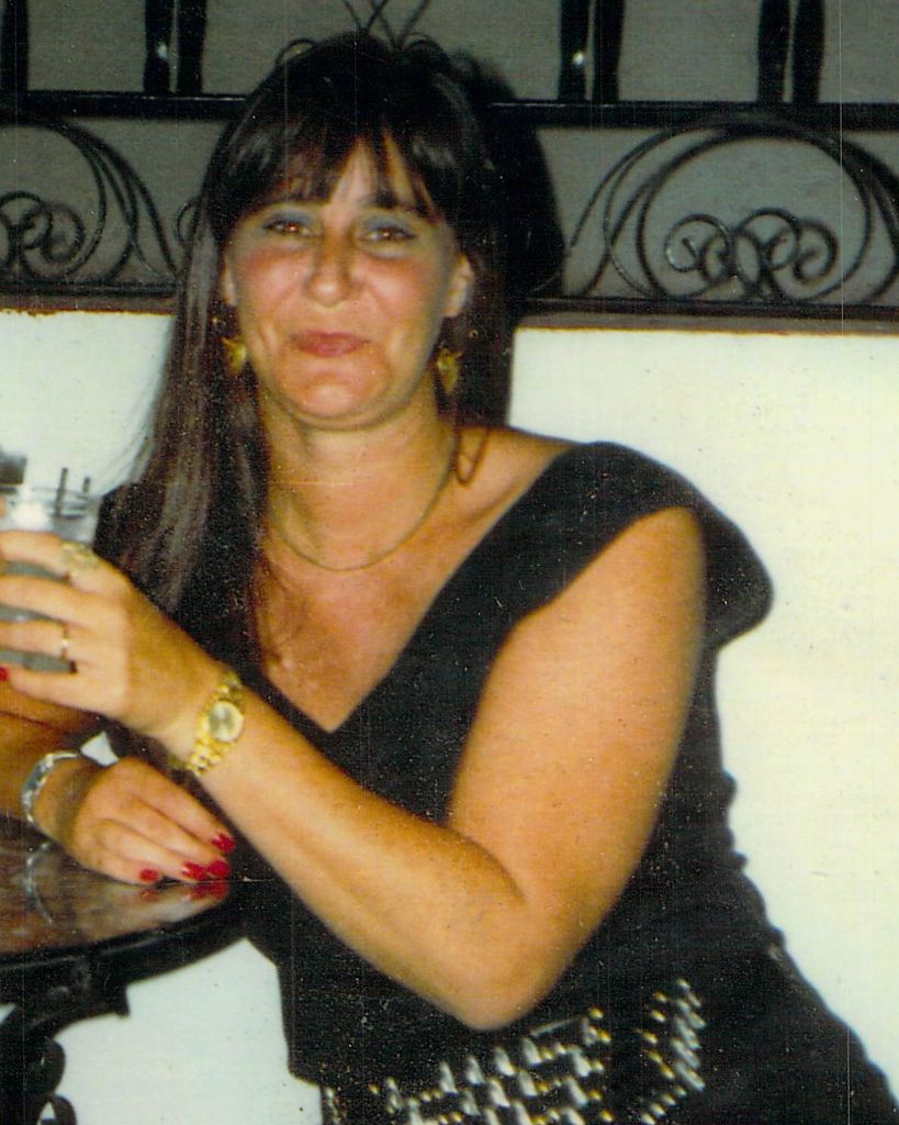 Teri Lynn Echols