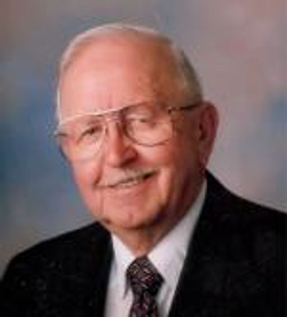 Robert "Bob" E. Kinser