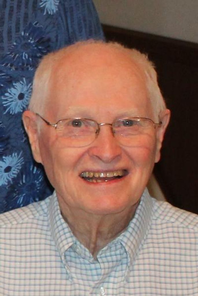 Lloyd E. Lilly