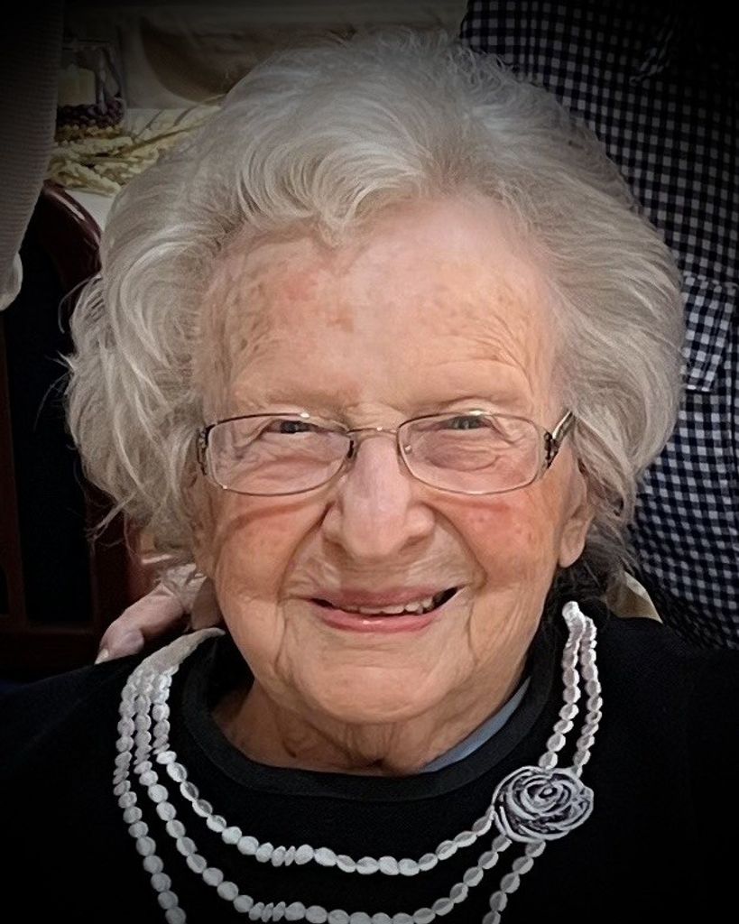 Lillian Hagen Roll Profile Photo