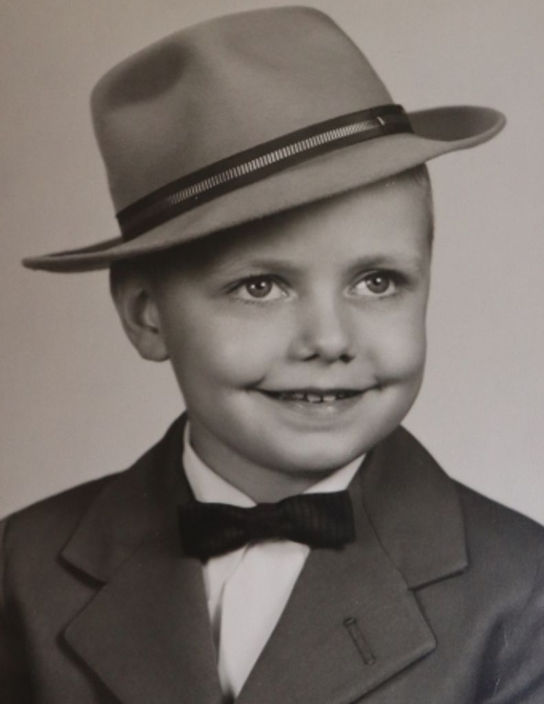 Lawrence "Larry" Willard Hahn, Jr.