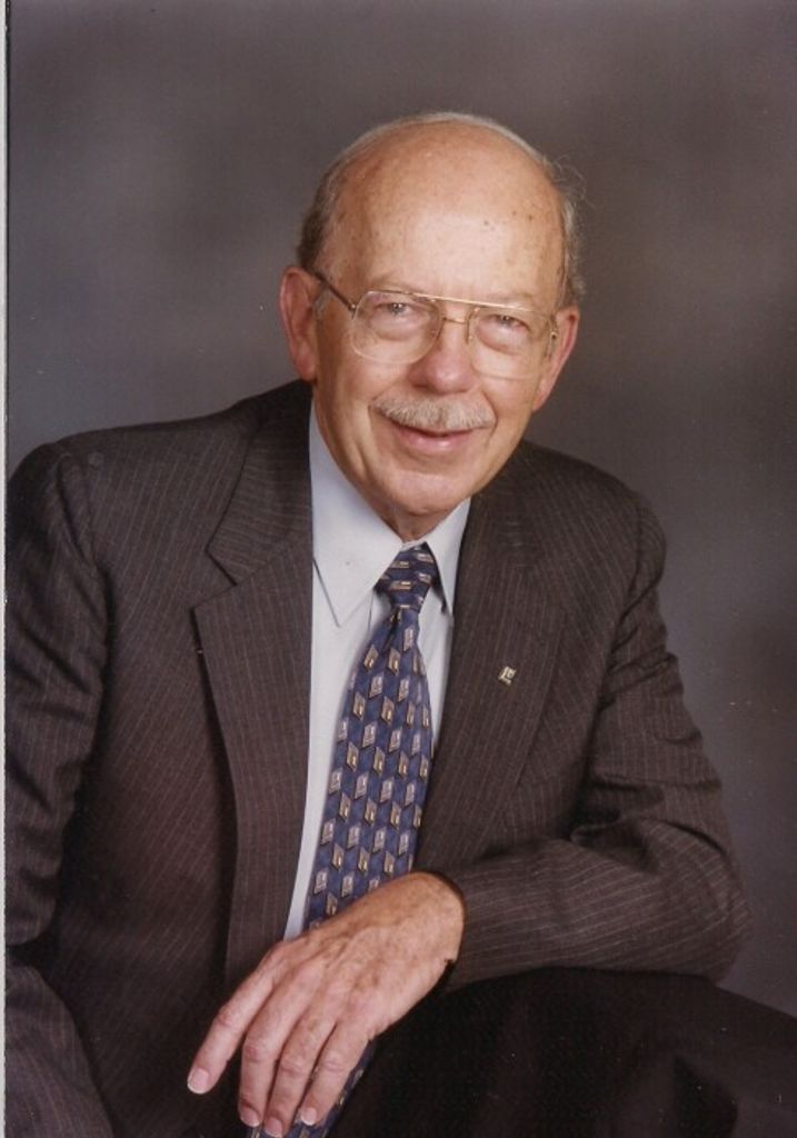 Glenn E Lipely