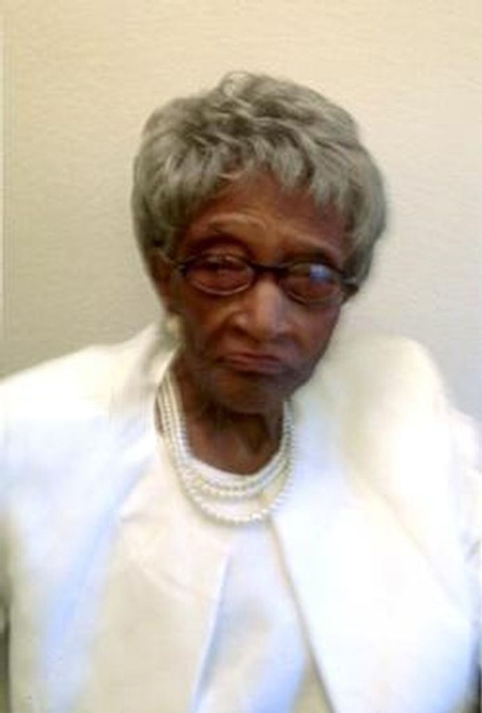 Nelerine "Dot" May