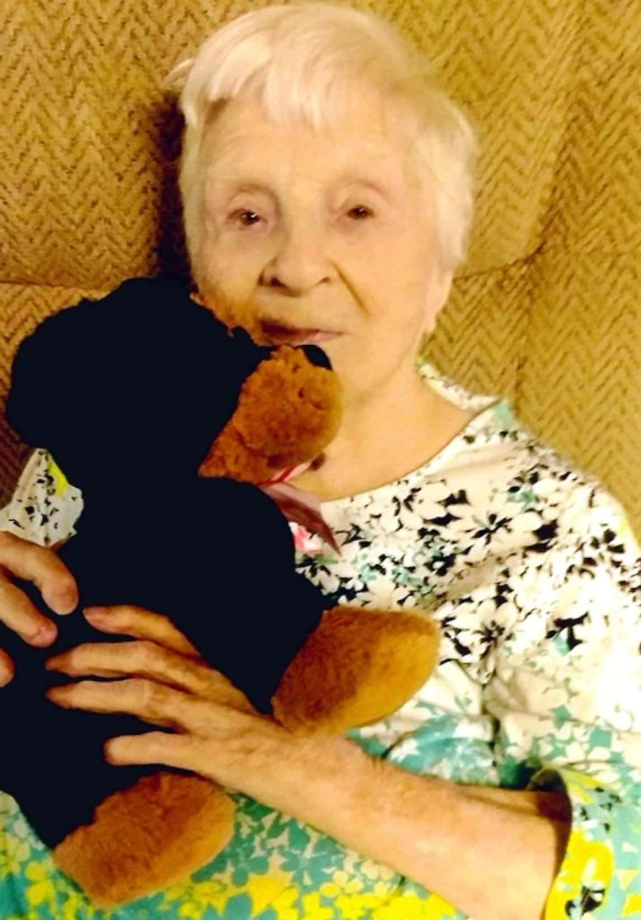 Doris Evelyn (Hiller)  Ryan