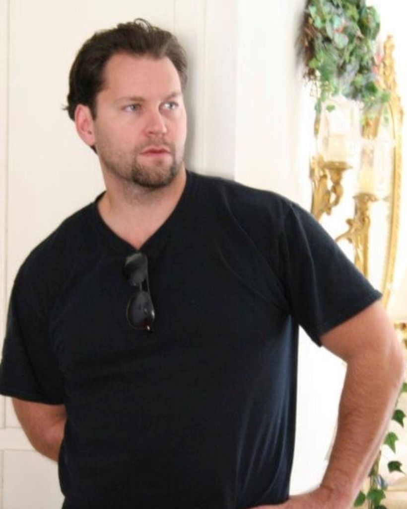 Jonathan Mark Barnes Profile Photo