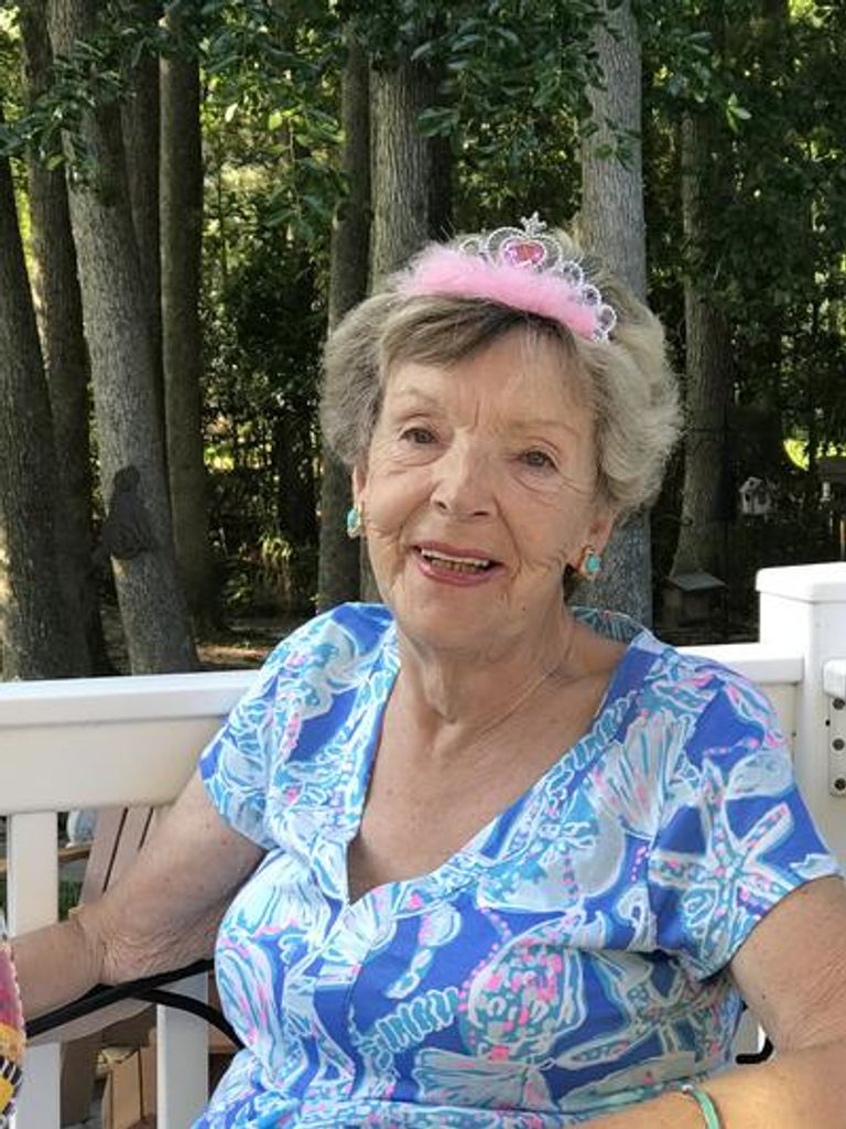 Diane S. Holmes Profile Photo