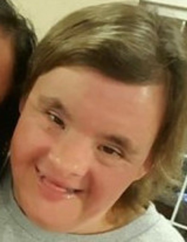 Shelly M Holden Profile Photo