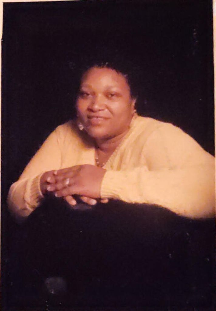May "May Lee" Lee Floyd Gilmore