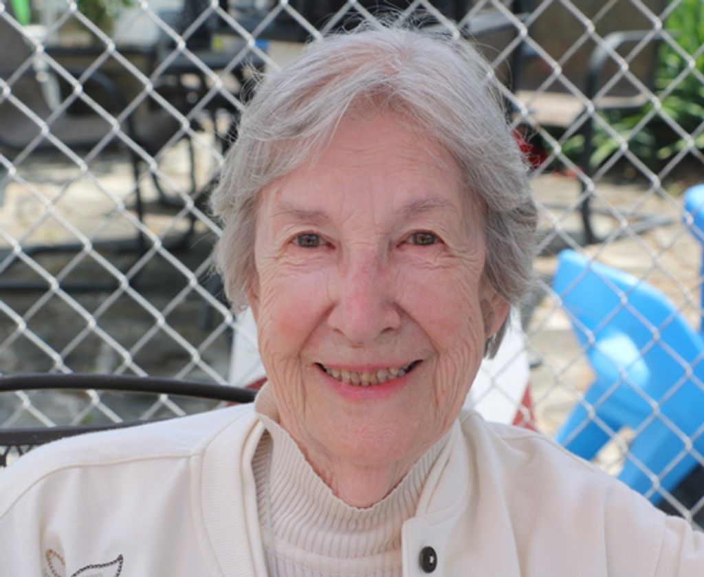 Donna Eloise Lewis Profile Photo