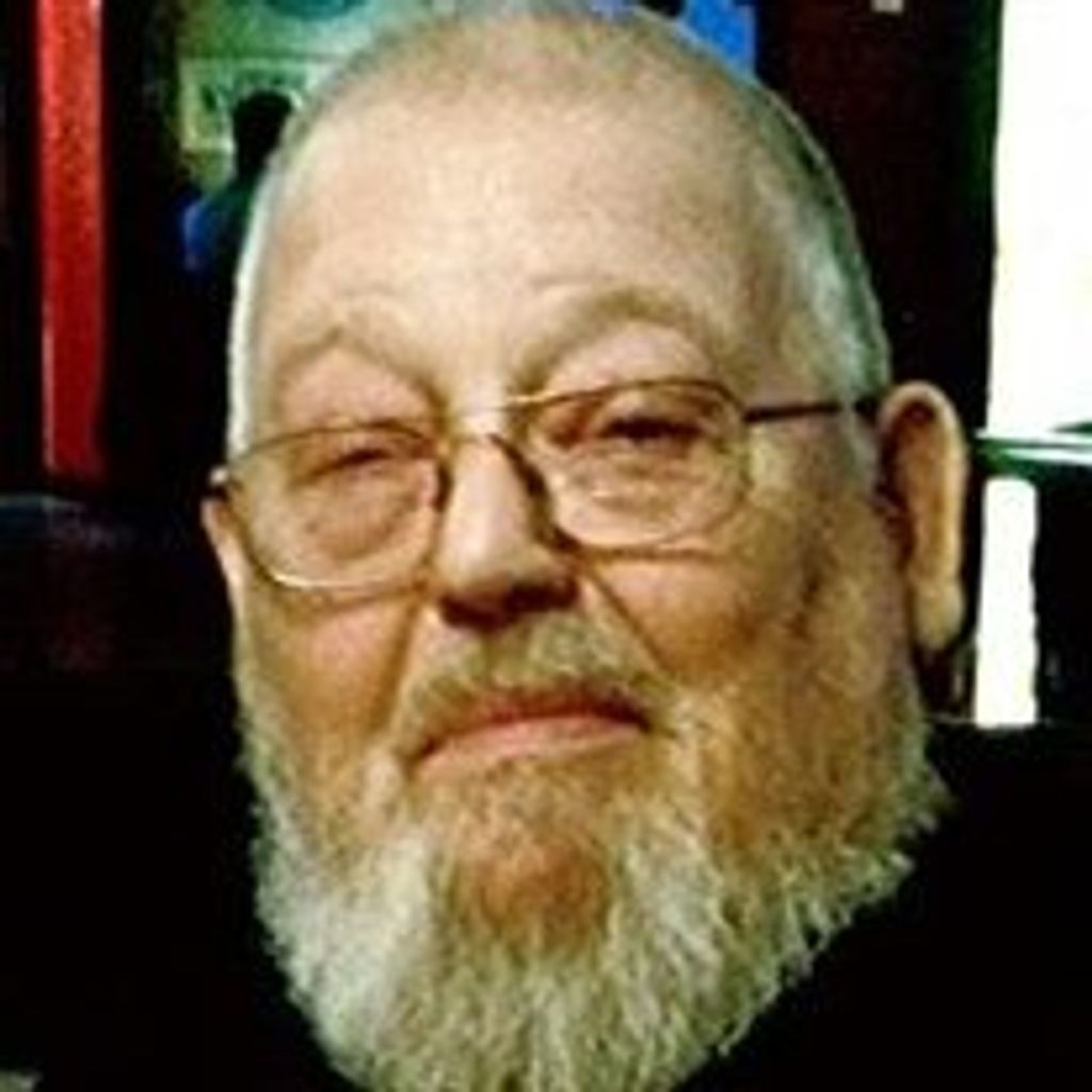Loren  "Chuck" Wingard