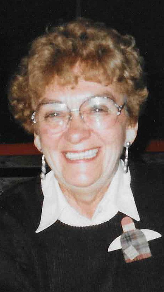 Joan Kapinus (Nicholson) Kapinus Profile Photo