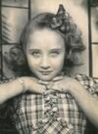 Mildred  Yett photo gallery thumbnail 1 of 1