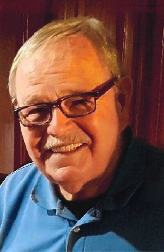 Floyd Charles 'Chuck' Kelley