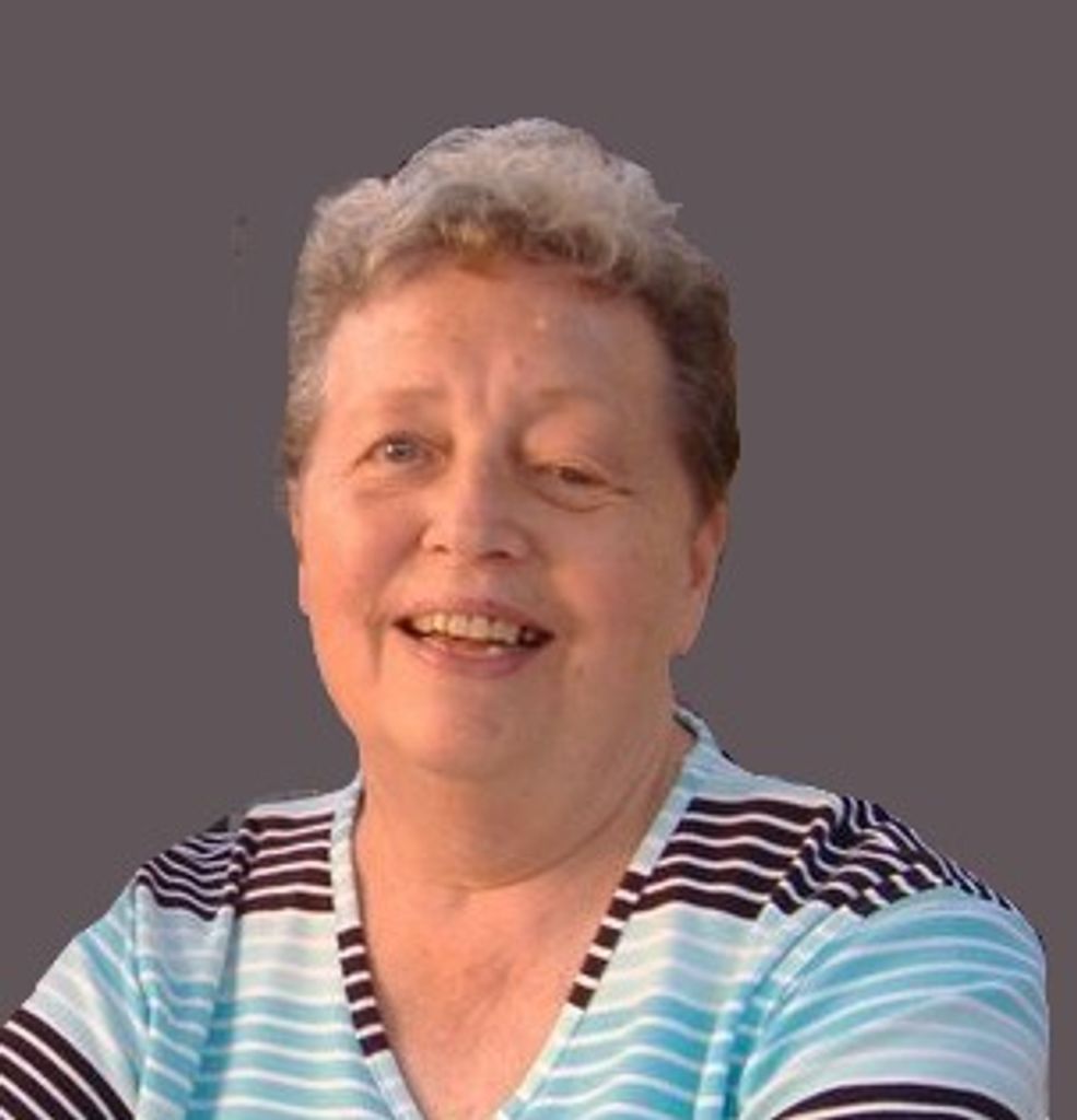 Nancy Smoes