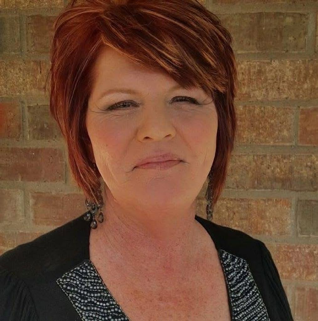 Debra Clark Profile Photo