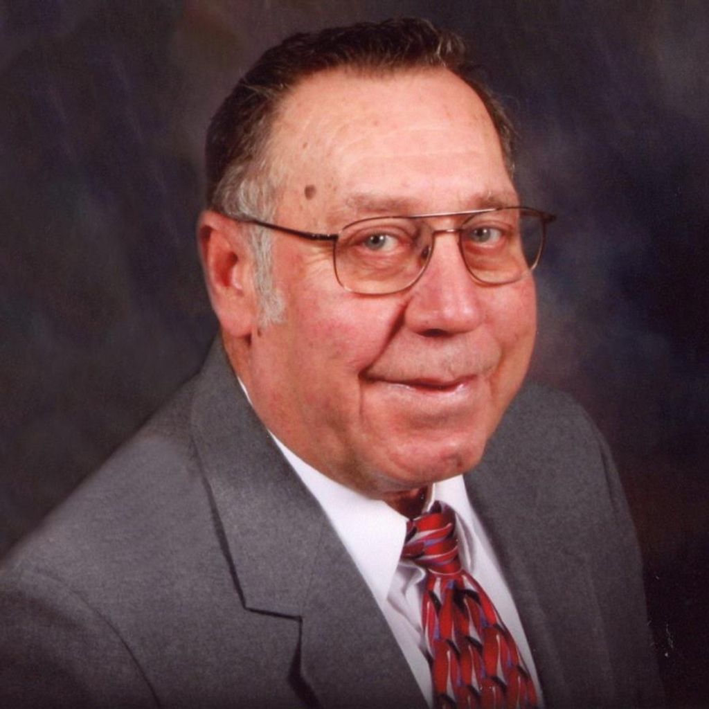 Russell M. Rinderer Profile Photo