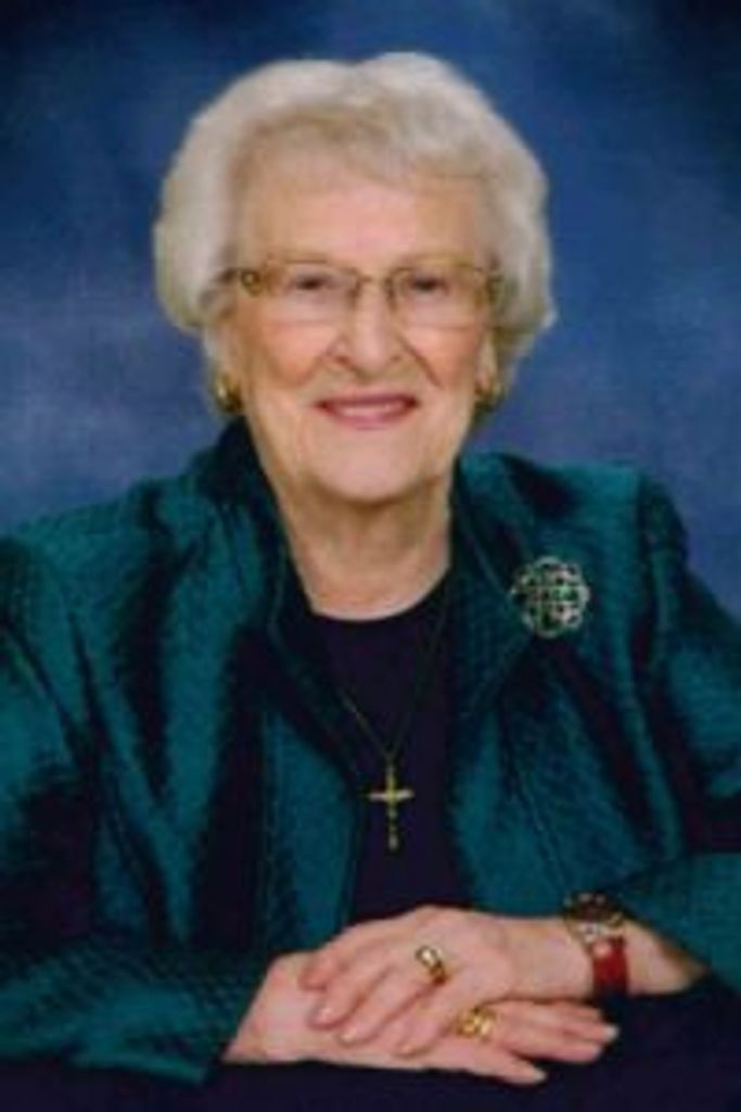Maxine L. Trucano Mccurdy