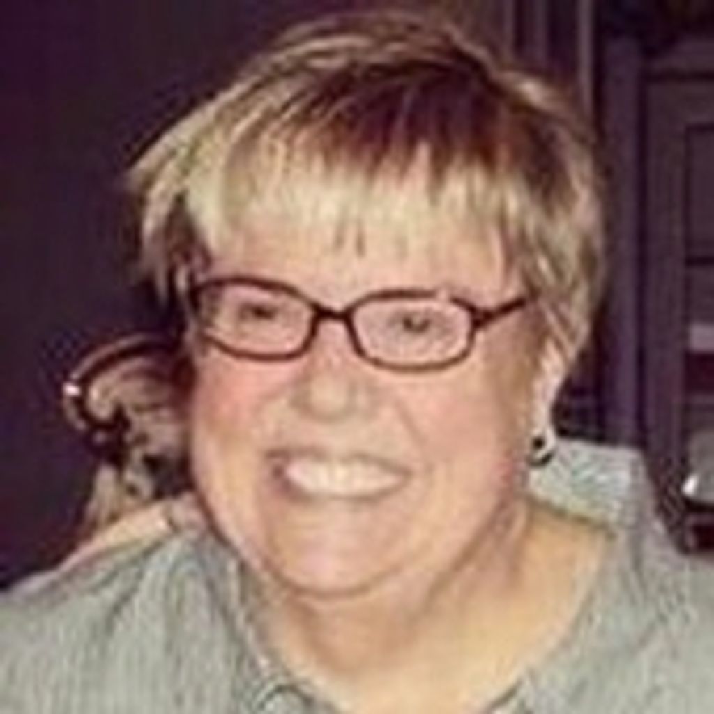 Beth Moorhead Trischitti
