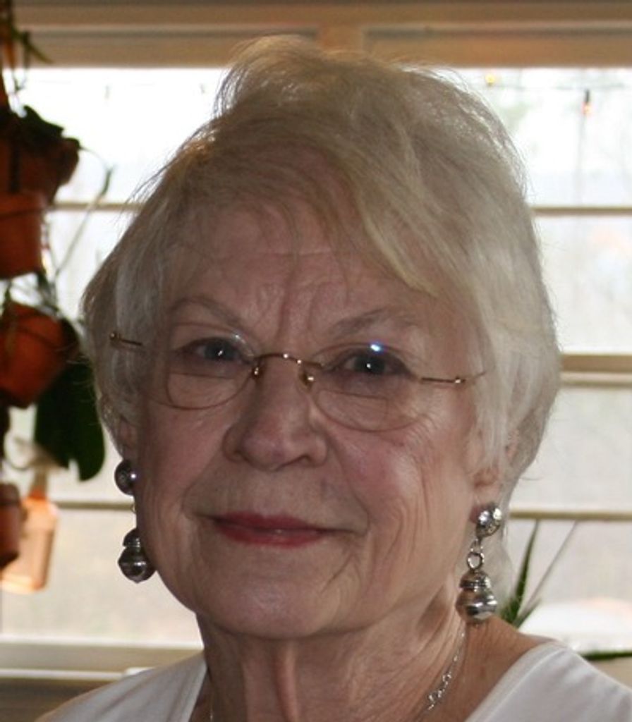 Ella Mae Lee Profile Photo