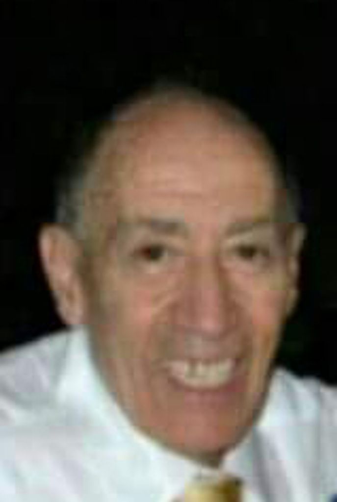 Eduardo Torres Profile Photo