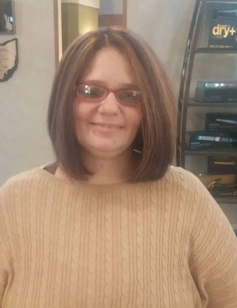 Tonya L. (Mosley)  Mullet