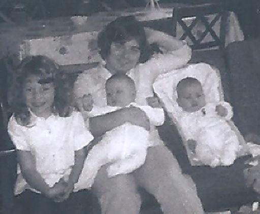 Carolyn Sue Barrow photo gallery thumbnail 13 of 41