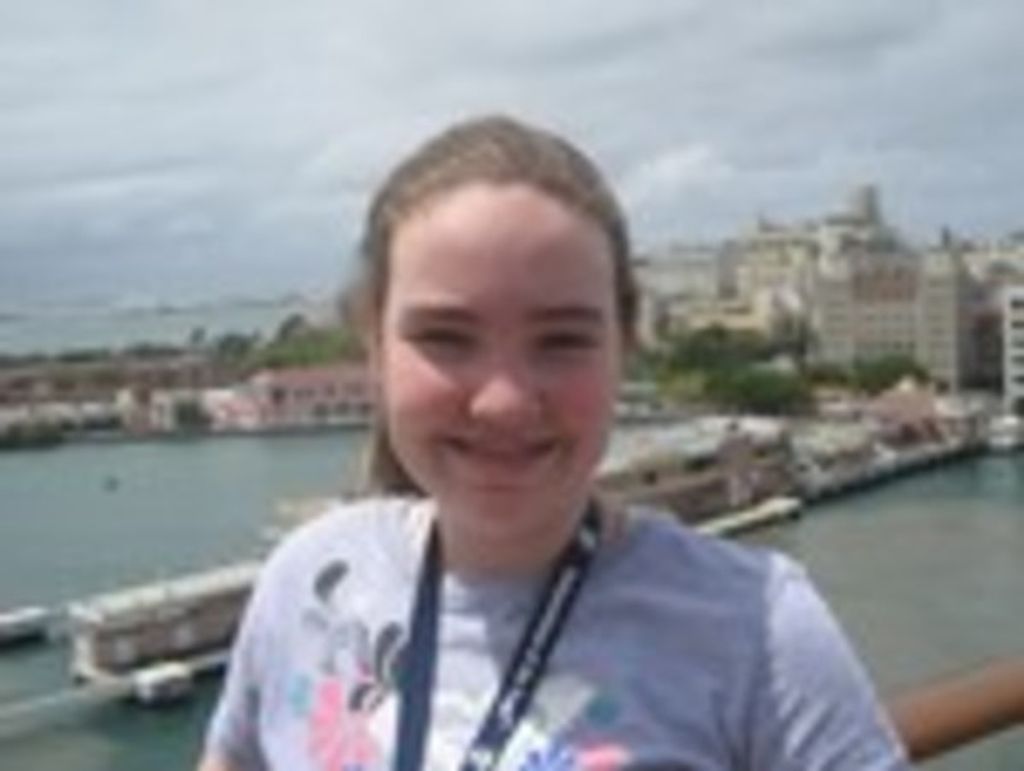 Halle Jean Cartwright