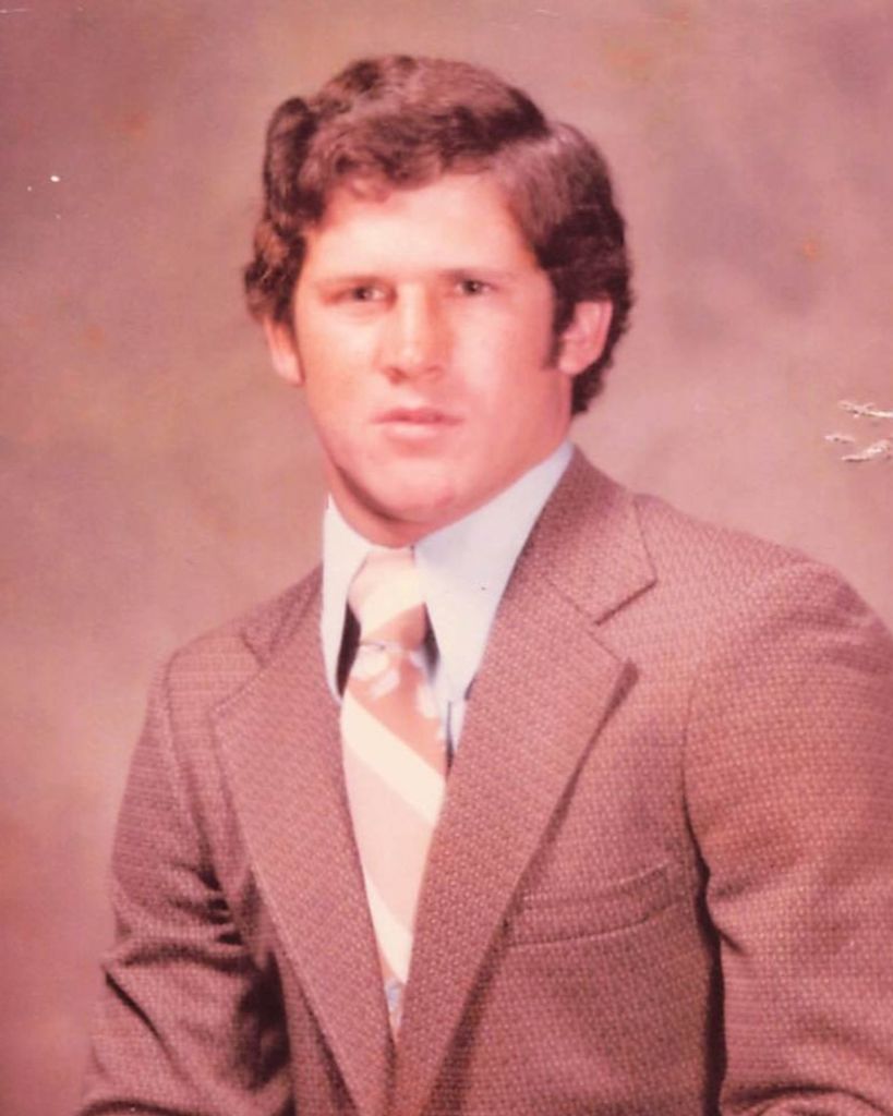Chris Elliot Caraway Profile Photo