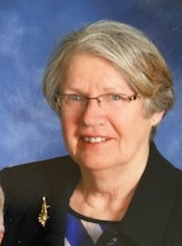 Laura J. (Plieseis)  Mediger Profile Photo