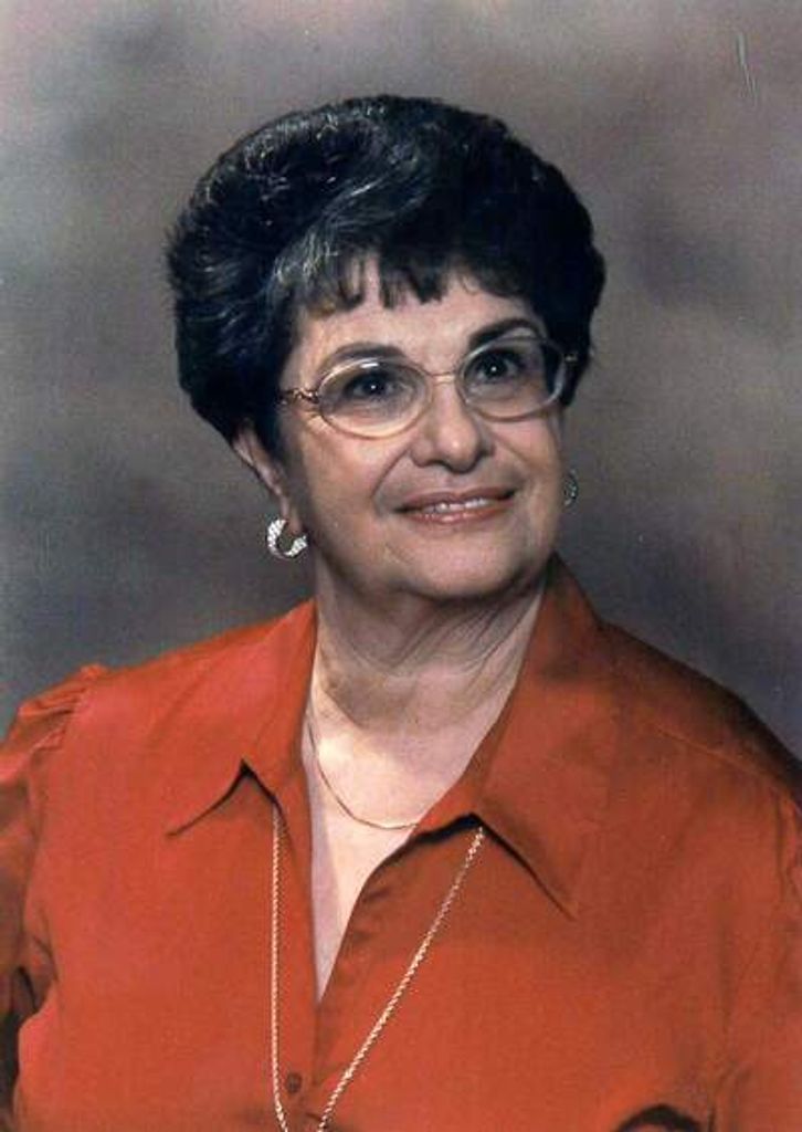 Dolores "Dee" Knipe