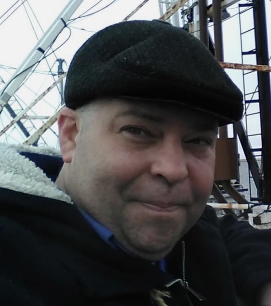 Christopher Connelly Profile Photo