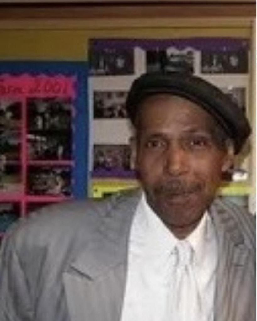 Michael Sharieff Weaver