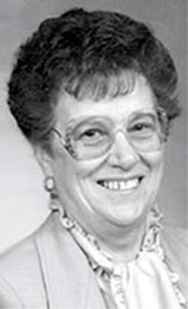 Lorraine Edith Swenby