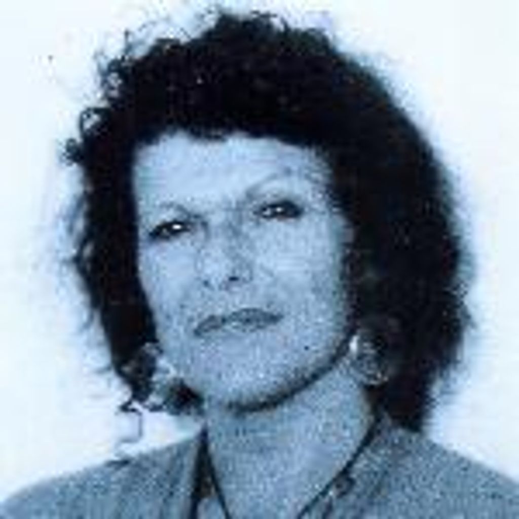 Dolores Rose "Dee" (Samanica) Ramos