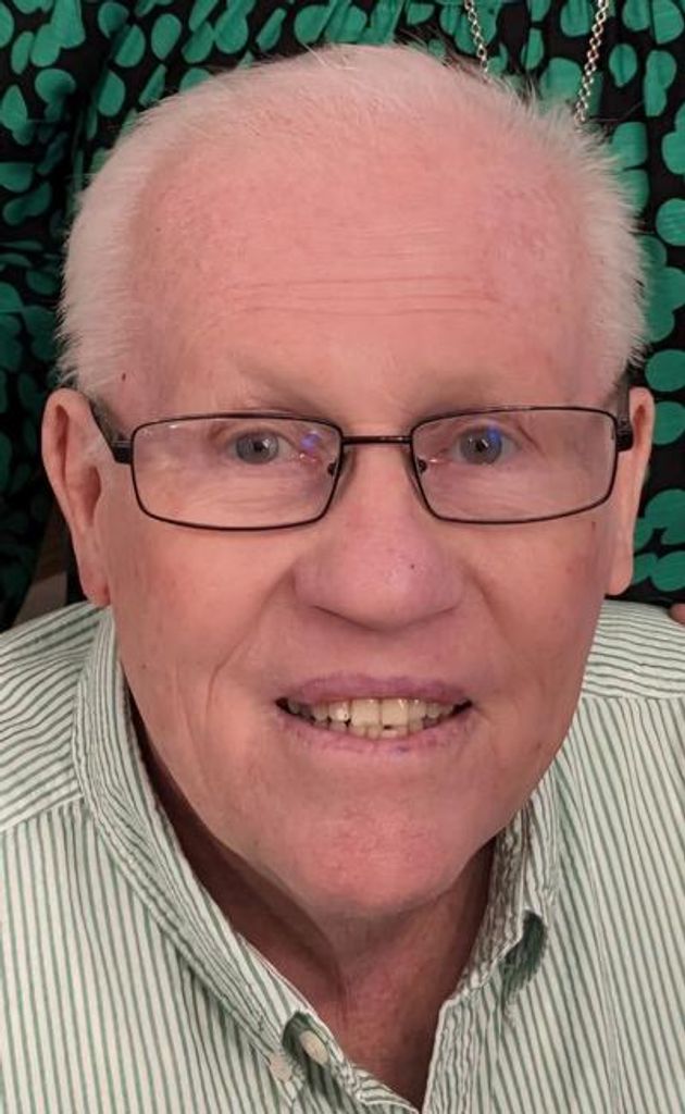 Richard Long Profile Photo