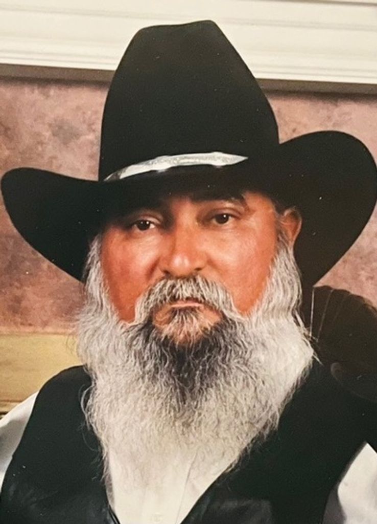 Carlos Zuniga Profile Photo