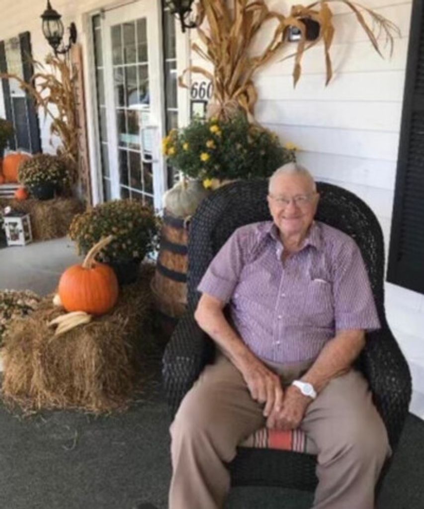 Dewitt Everett Profile Photo