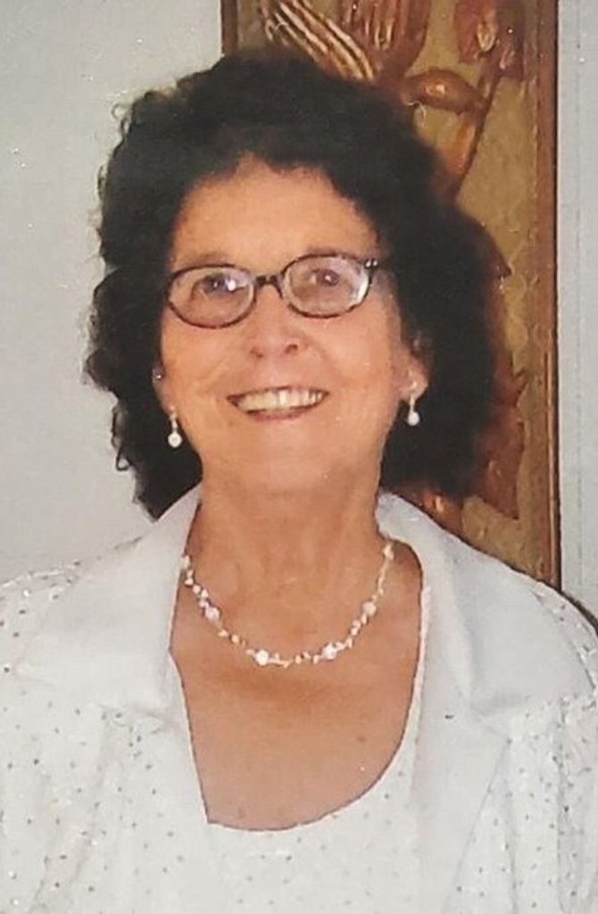 Helen Lester Profile Photo