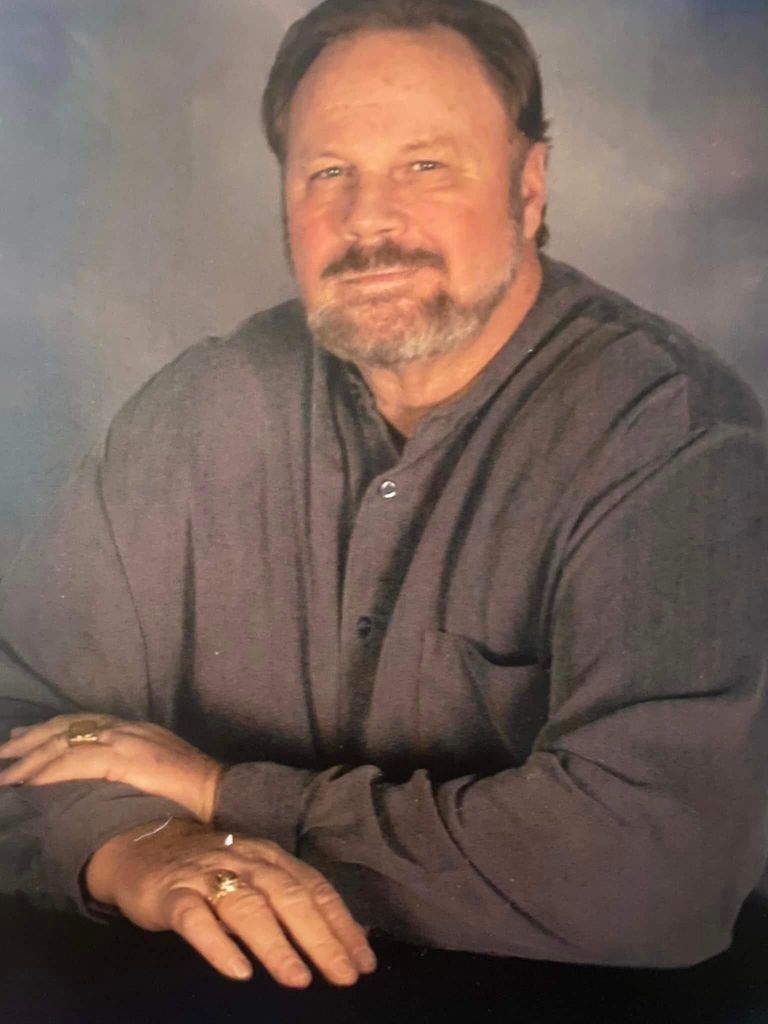 Robert Sexton Carlson Profile Photo