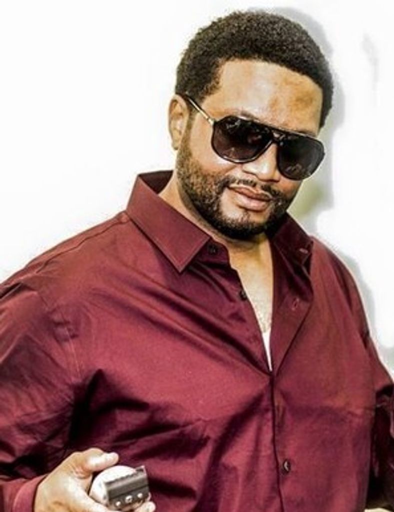 Calvin Mills Jr.