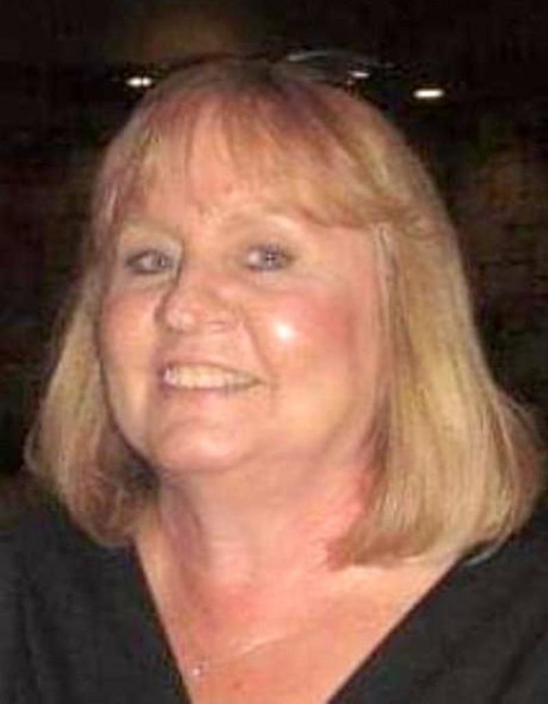 Linda "Carol" Moore (Nee Burtin) Profile Photo