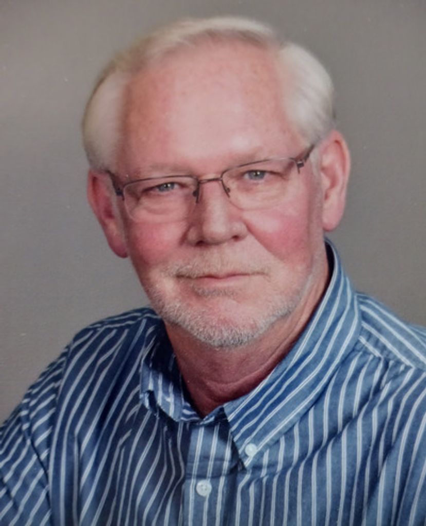Michael Mike Thompson Profile Photo