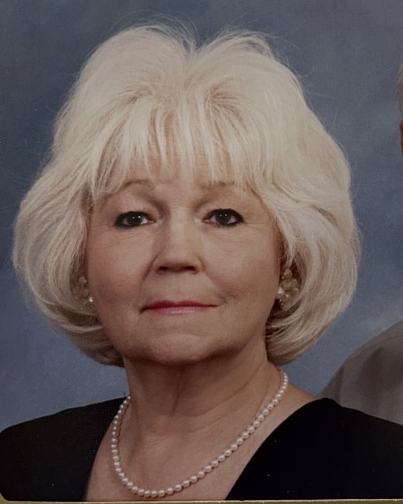 Mrs. Shirley Teal Lindsey