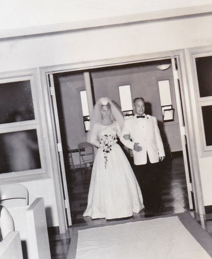 Carolyn J. (Bergstrom)  Bohl photo gallery thumbnail 101 of 133