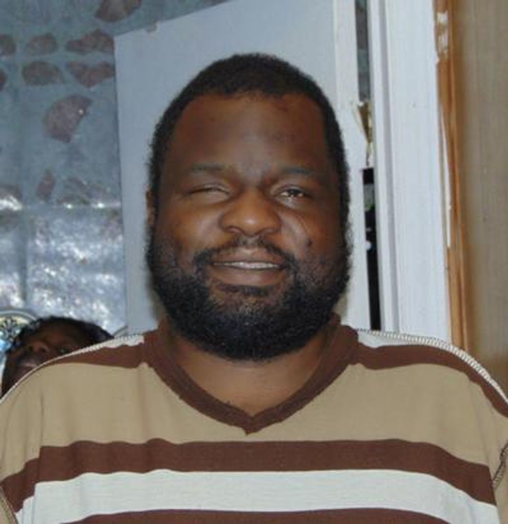 Michael Leshawn Bernard Taylor Profile Photo