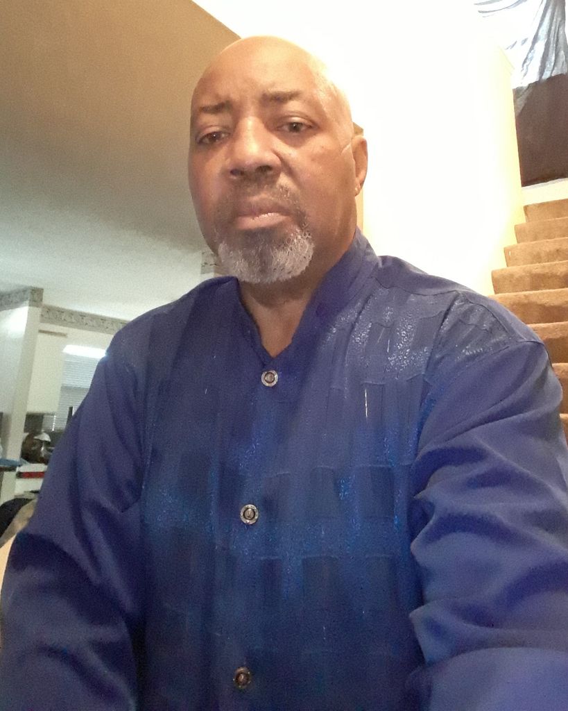 Roy Lee Williams Profile Photo